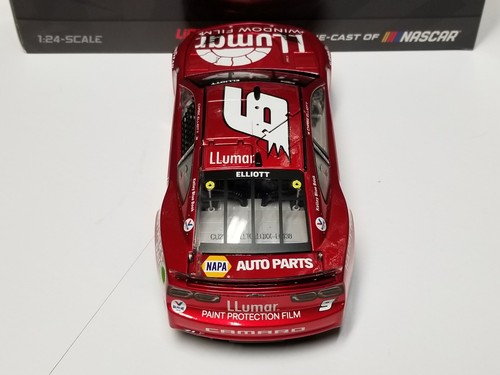 2023 Chase Elliott #9 Llumar Throwback Liquid Color 1:24 Elite - Picture 6 of 6