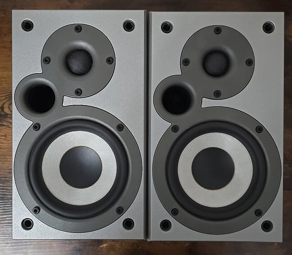 Mission 8VET 2 Way Reflex Bookshelf Speaker Pair Made In England Great Sound
