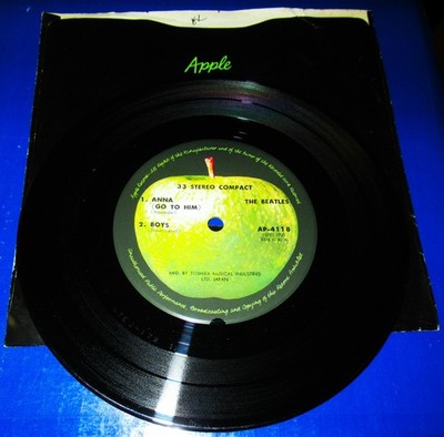 Beatles, She Loves You (German), You've Got To hide Your Love Away / Anna, Boys