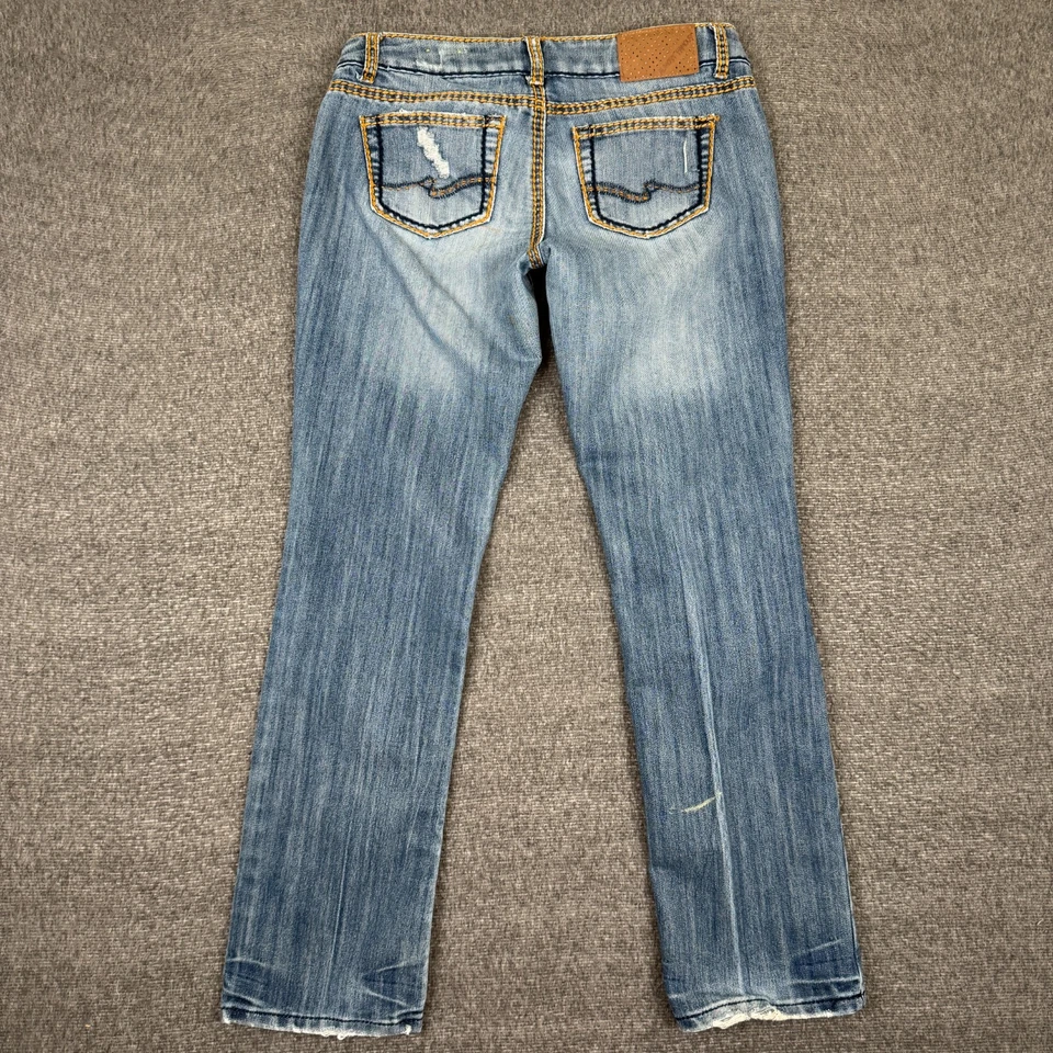 Pantalones de mezclilla Almost Famous para mujer 9 tiro bajo corte bota bigote grunge desgastados Y2K Foto 4 de 4