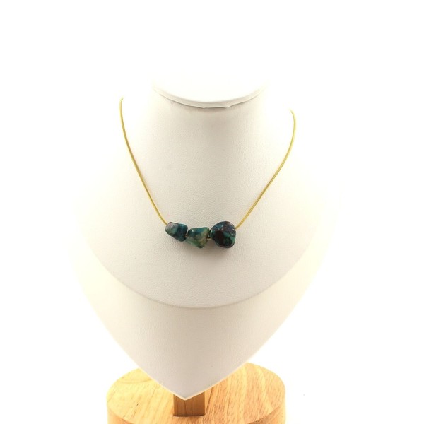 Mineralien Und Steine PréCieuses. Halskette 3 Perlen Chrysocolla Mit Usa. Kette-image
