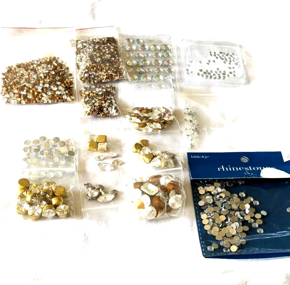 Lot of New Old Stock Swarovski Crystal Rhinstones Assorted Styles and Sizes - Image 3 of 4