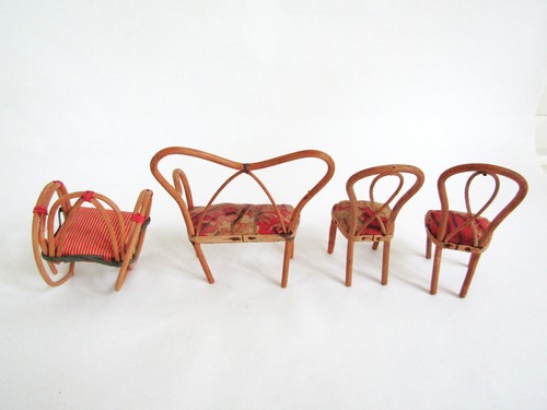 set mobili casa delle bambole vintage in rattan - Foto 2 di 9