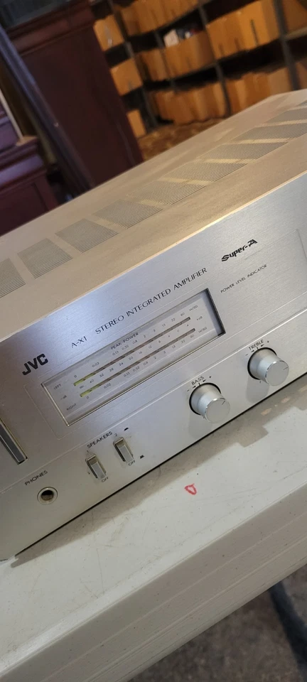 AMPLIFICADOR ESTÉREO INTEGRADO JVC AX-1 Foto 2 de 4