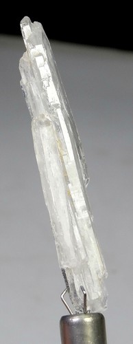 NATURAL FEDON QUARTZ-16 CARATS FATA FEDON QUARTZ CLUSTER FROM PAKISTAN, (BS-19), - Picture 7 of 9