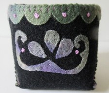 NEW! MED Wool "Mukuk" w/double curve design - Pam Outdusis Cunningham: Penobscot