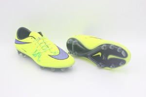 nike hypervenom phantom size 8