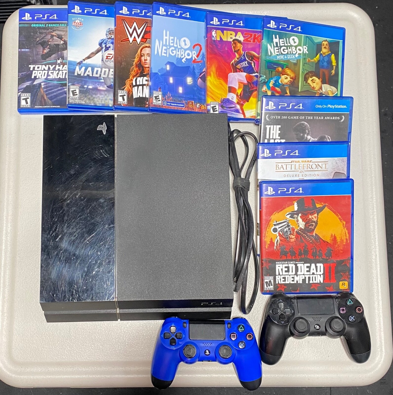 PS4 500GB Bundle with 2 Controllers 9 Games Charging Cable HDMI
