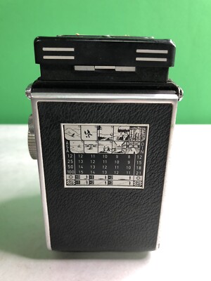 Appareil Photo Vintage Rolleiflex De 1956 – Fonctionnel Avec Charme D’époque