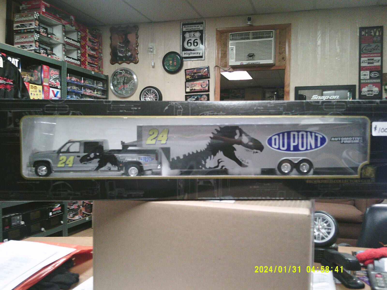 Picture 1 of 6