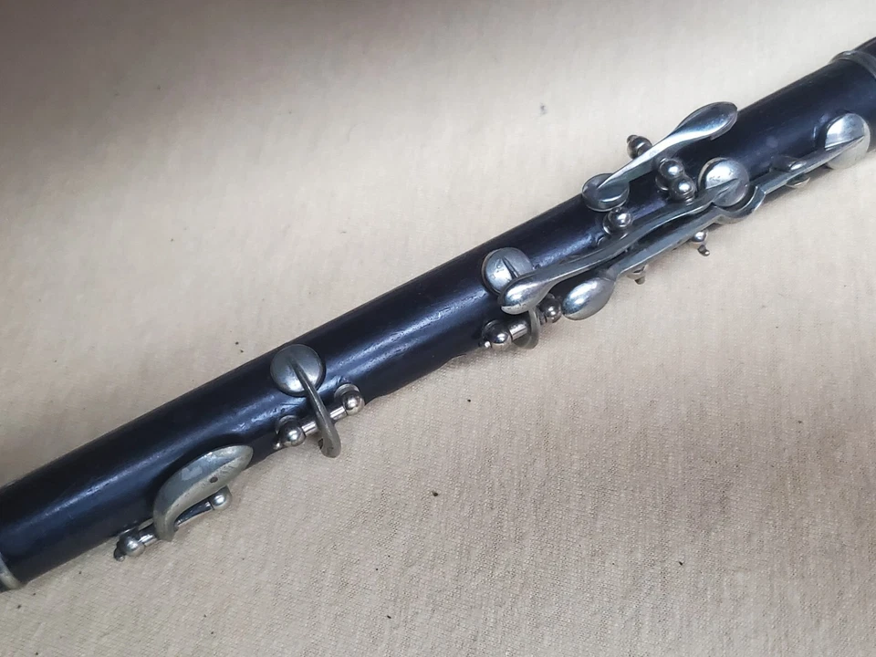 Nice old wooden piccolo flute in "Des" , "Kohlert sons" 7key, 6 holes! - Image 3 of 4