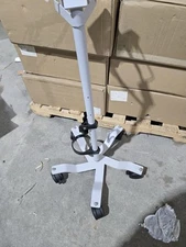 Vyaire Carefusion Pulmonetics Systems LTV Series Rolling Floor Stand Brand New