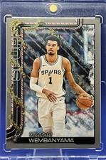 2025-26 Topps Holiday - Victor Wembanyama #H156 Holiday Light Blue & White Gl...