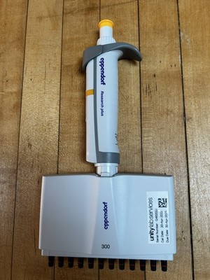 Eppendorf 12 Channel Pipette 30 300 µL   Multichannel   Tested Excellent 