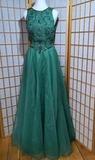 Alyce Designs Ball Gown 10 Beaded Bodice Maxi Formal Evening Prom Green 3 Layer