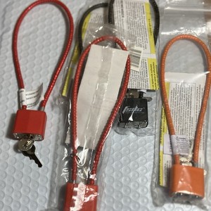 Fstyle Locking Cable Locks Lot of 5 w/ Keys Red/Orange/Black