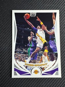 2004-05 Topps Chrome KOBE BRYANT #8 Los Angeles Lakers HOF🔥RARE🔥SHARP🔥