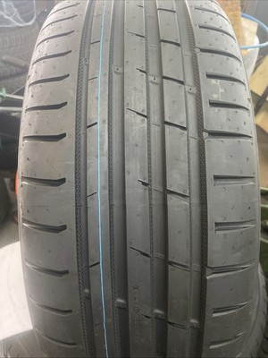 Nokian Hakka Blue 3 205/50 R17 93V XL