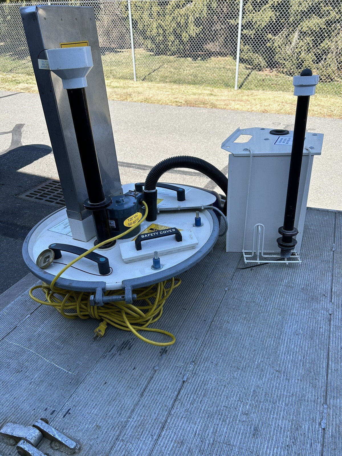 Bulb Eater 55VRS/U Premium Fluorescent Lamp Crusher HEPA Recycling