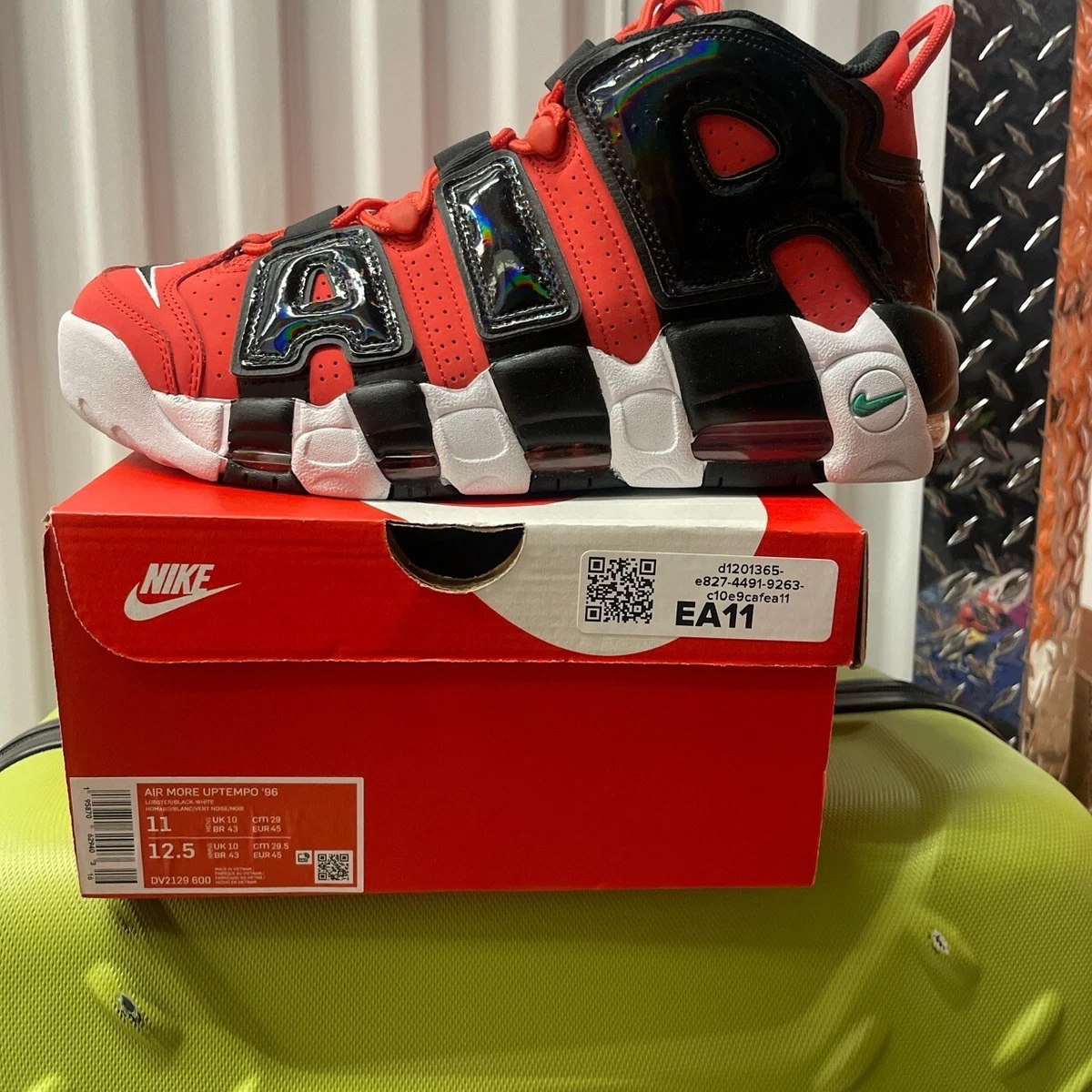 Nike air top more uptempo vert