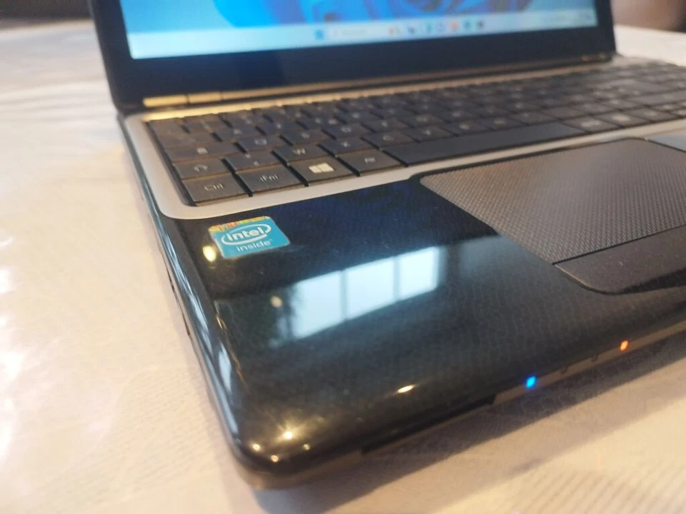 Packard Bell TE69BMP -Tactile 15,6" –Intel Celeron N2920 –8Go RAM 120Go SSD. - Photo 2/4