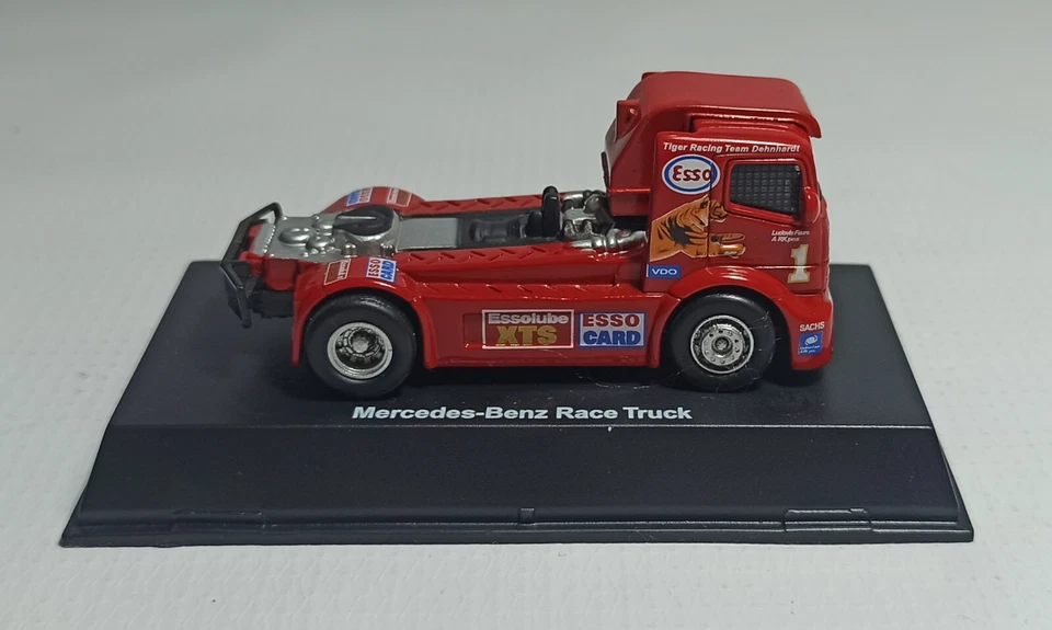 NEW-RAY MERCEDES-BENZ RACE TRUCK RED CAB 1:87 DIECAST TOY CAR w/ CASE - Image 3 of 4