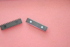 Microchip Technology PIC16F873-20/SP - Sleeve of 5 individual 28-DIP chips