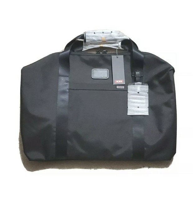 tumi mens duffle bag