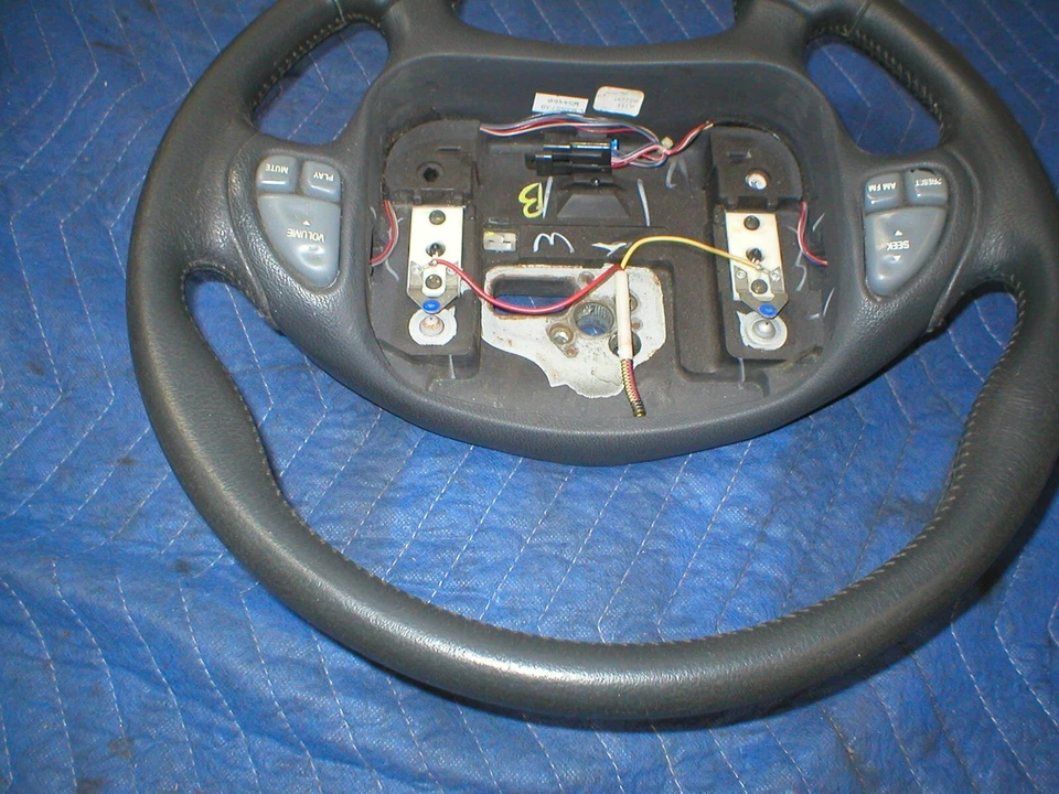 Firebird TA 1993-97 volante cuero gris + radio mandos GM 94 95 96 97 Foto 3 de 4