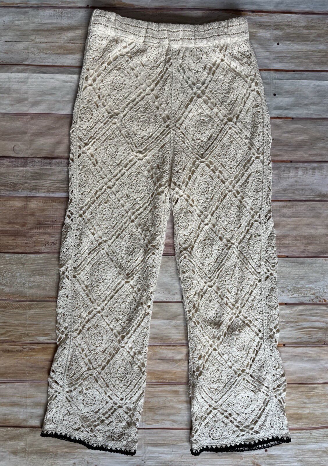 Picture 1 of 4