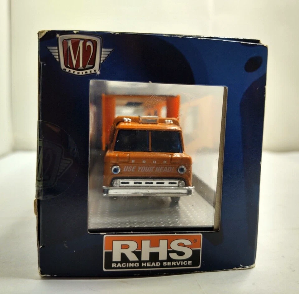 2018 M2 Machines RHS 1964 Ford Car Hauler Model Diecast w/ Car NIB 1:64 Scale - Image 4 of 4