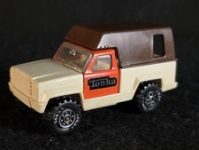 Tonka Scramblers Pickup Truck with Bed Cover / Camper Topper