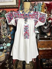 Gorgeous 1970s Oaxacan Dress/Tunic In White  Multi Embroidery Crochet Sz M/L