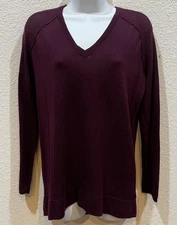 Kenar 100% Merino Wool Sweater Women’s Medium Burgundy V-Neck Pullover