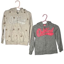 OshKosh B  gosh bundle of beige  gray girls  full zip hoodies Size 3T