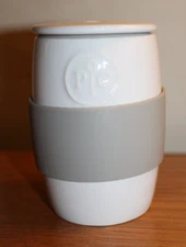 Pampered Chef Ceramic Microwave Egg Cooker #1529 w/ Lid & Silicone Sleeve