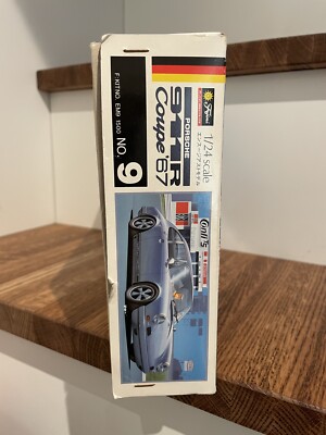 NOS Fujimi Porsche 911r Coupe '67 1/24 Model Car Kit Em9 No
