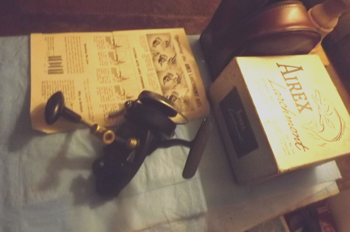 AIREX Larchmont Spinning Reel #312 Lionel Corp, N.J. -w/ BOX AIREX Larchmont Spinning Reel #312 Lionel Corp, N.J. -w/ BOX