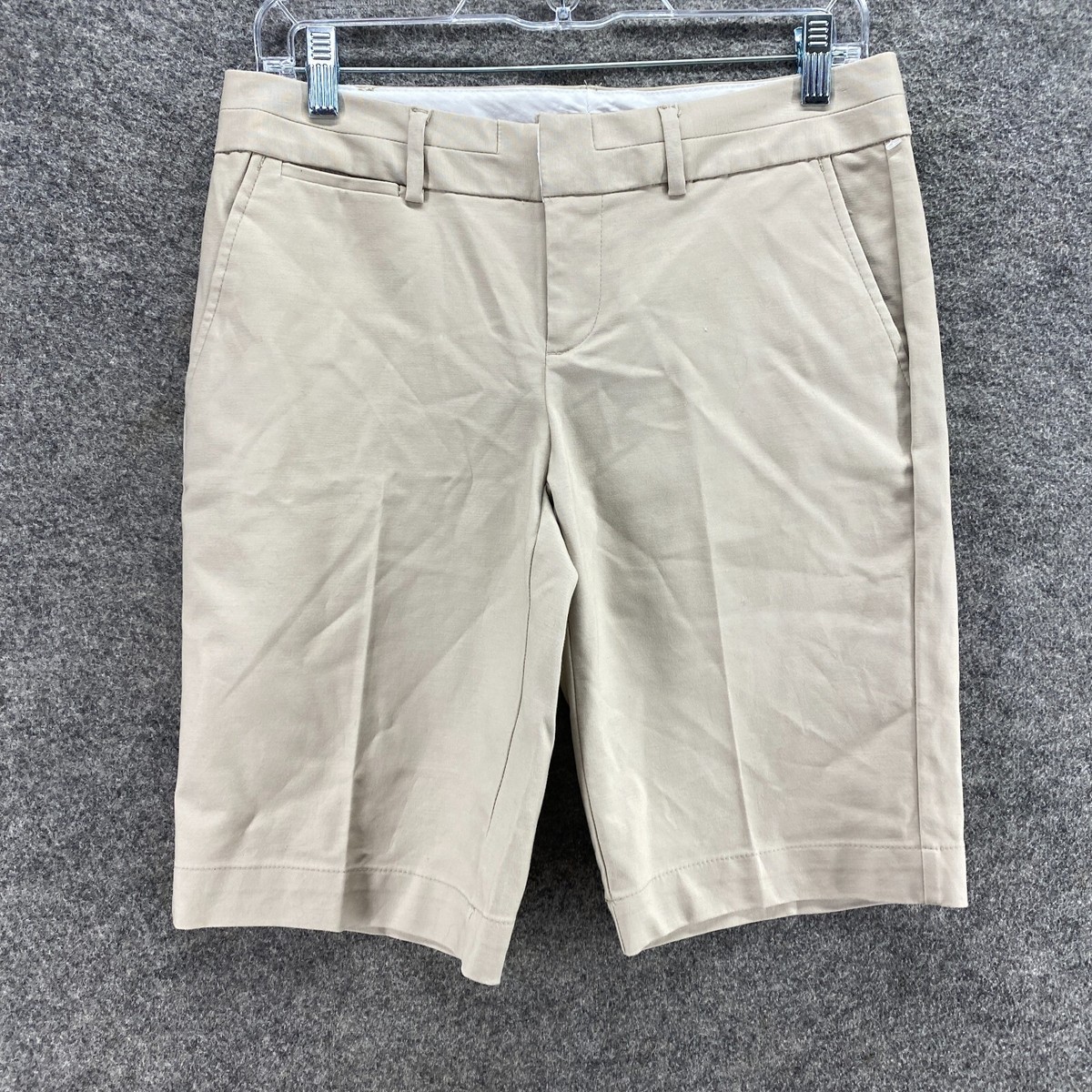 ショートパンツ [MATINKIM]front pocket bermuda pants in beige Banana Republic Shorts Women 4 Beige Mid Rise Pleatde Martin