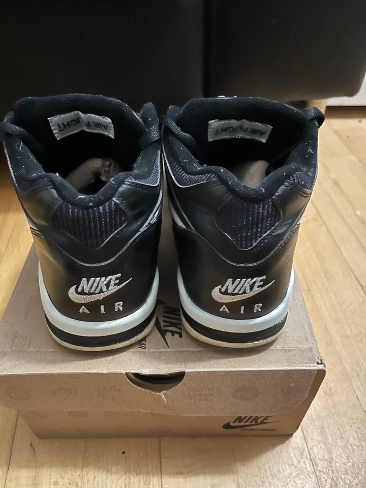 Nike Air Flight 89 (2011) Black/Zen Grey-Cool Grey 306252-010 US9,5 EUR43 - Image 3 of 4