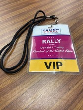 Auténtico pase de credenciales de campaña insignia VIP de Donald Trump Rally