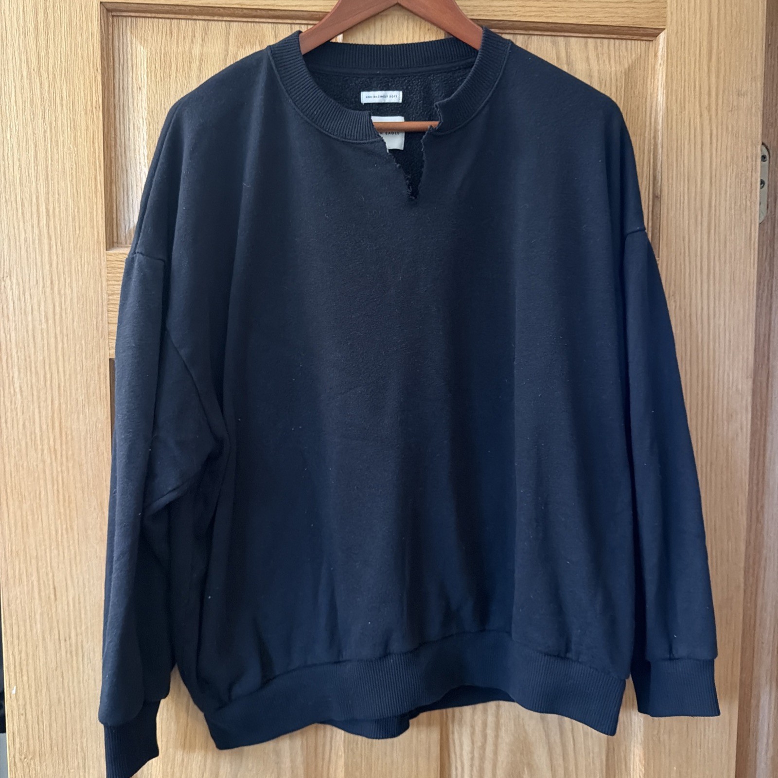 Womans Basic Black Sweatshirt American Eagle Size… - image 1