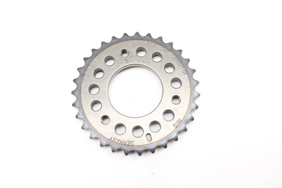 2009-2019 BMW 750LI - Engine OIL PUMP Sprocket / GEAR 7568821 - Image 2 of 4