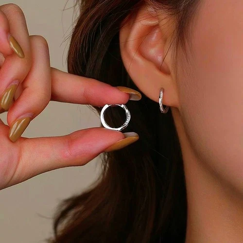 felixsyc Crystal Huggie Hoop Earrings, photo 3