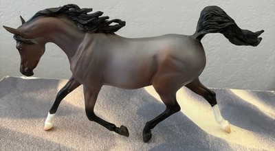 Breyer Trad. #BTR 10018  Picante  Bay Roan Arabian Mare - Weather Girl mold EXC