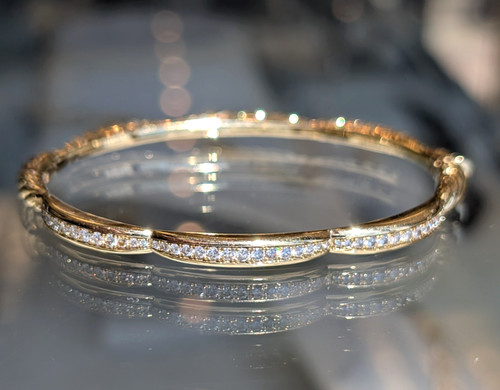 David Yurman - 18k Yellow Gold Three Station Diamond Tides Bangle Bracelet