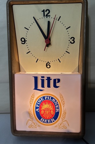 Vtg Miller Lite “A Fine Pilsner Beer” Lighted Sign/Clock 14 1/2" x 8" x 3" WORKS