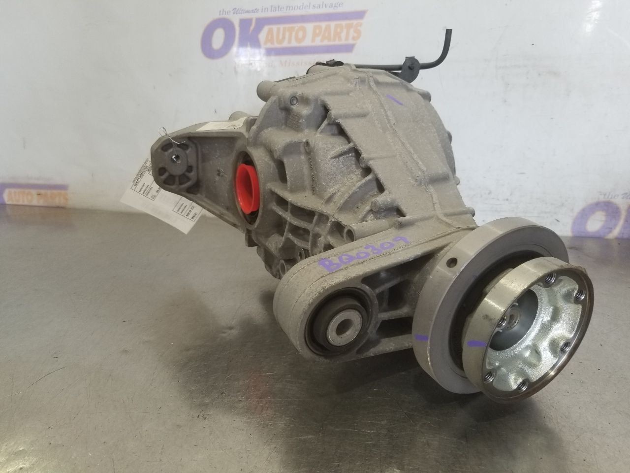 Maserati Levante Rear Axle P/N 06701044740