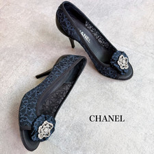 Rare CHANEL Camellia Stone Coco Mark Lace Pumps Navy Sz US7.5 EU37.5 w/Dust Bag