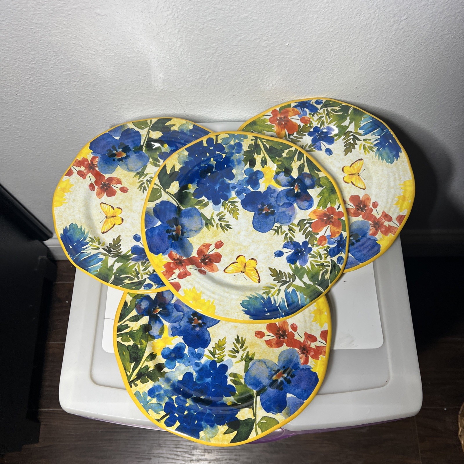 Pier 1 Imports Melamine Salad Dessert Plates BUTTERFLY FLORAL 9” Set of  4